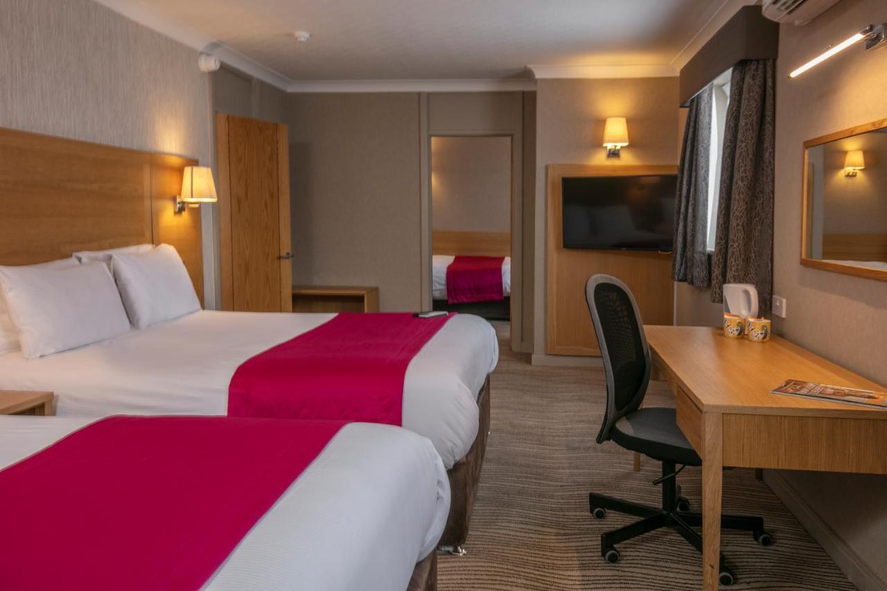Best Western Heath Court Hotel Newmarket  Ngoại thất bức ảnh
