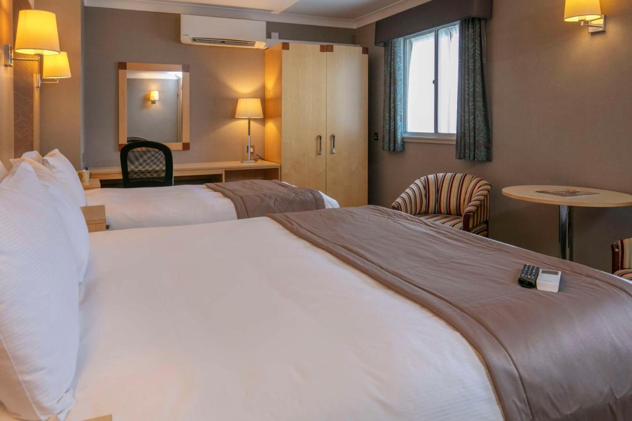 Best Western Heath Court Hotel Newmarket  Ngoại thất bức ảnh