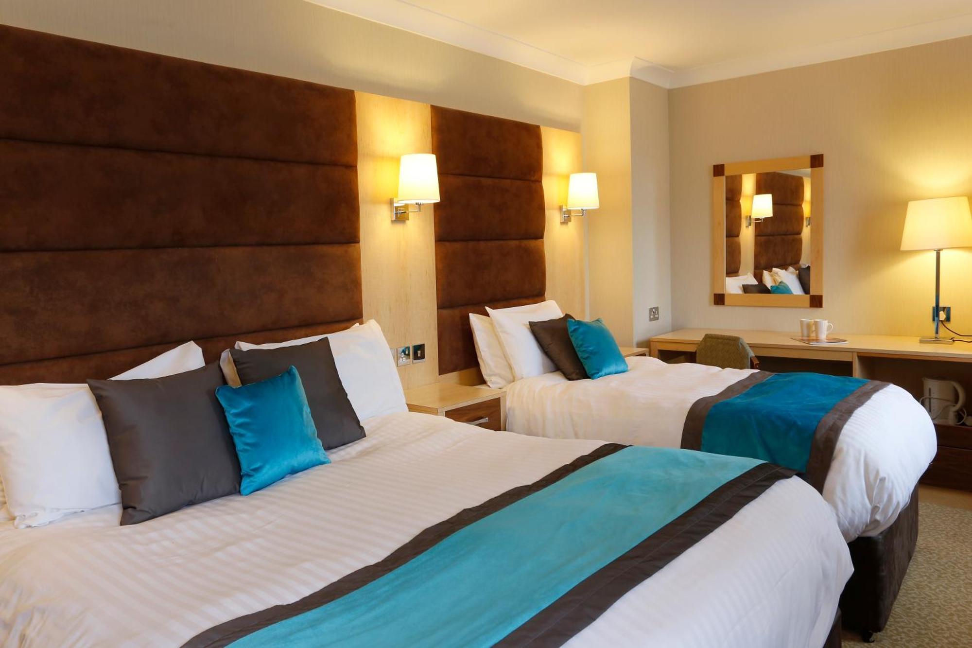 Best Western Heath Court Hotel Newmarket  Ngoại thất bức ảnh